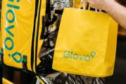 Glovo su une a Inca Kola