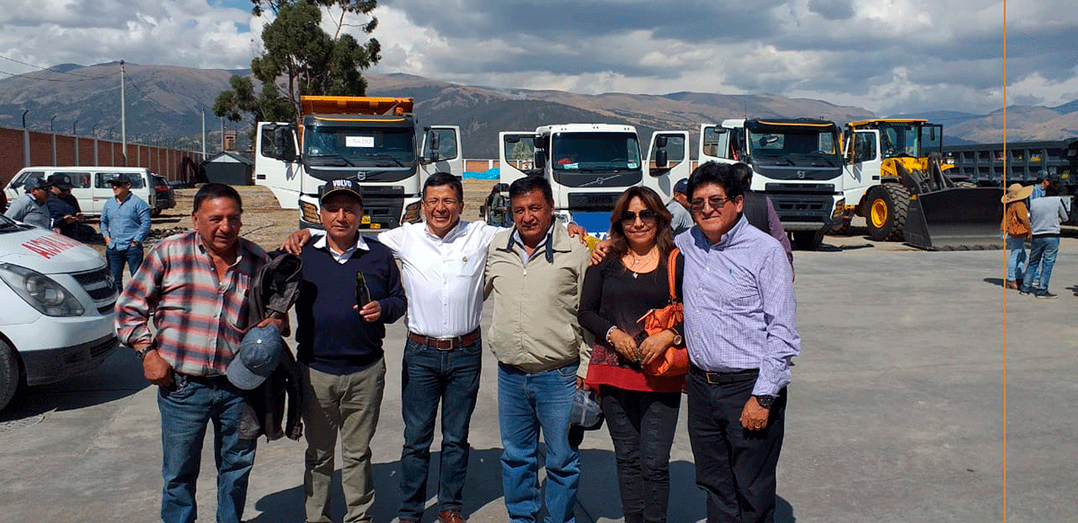 Volvo Perú presentó modernos modelos de camiones, buses y maquinaria pesada en Huancayo.